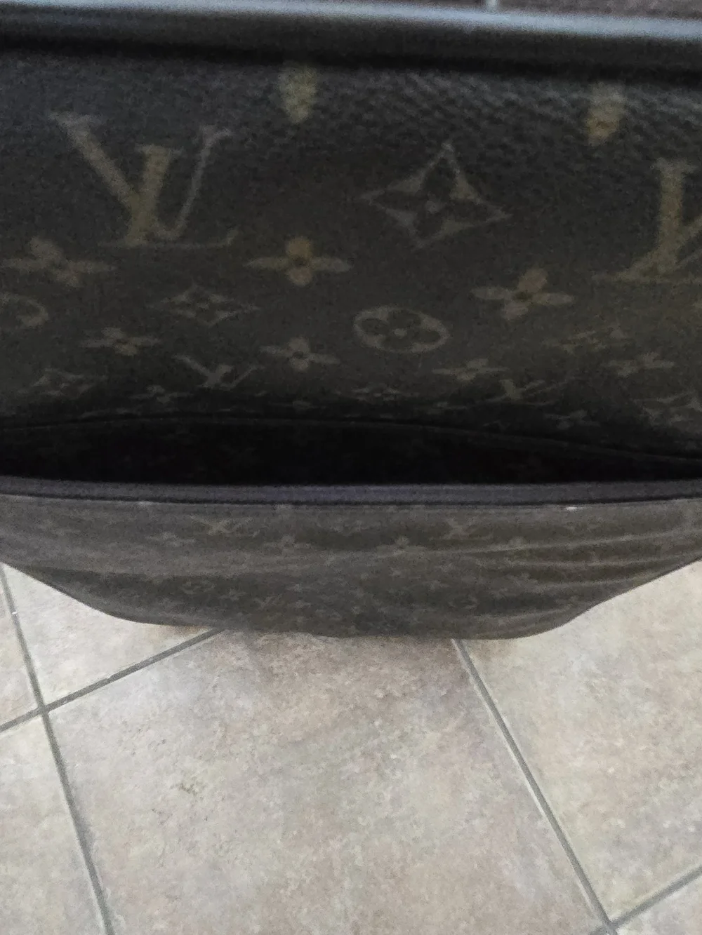 Louis Vuitton Monogram Carry-On Trolley in Dark Brown with Tan Accents - Picture 8 of 12